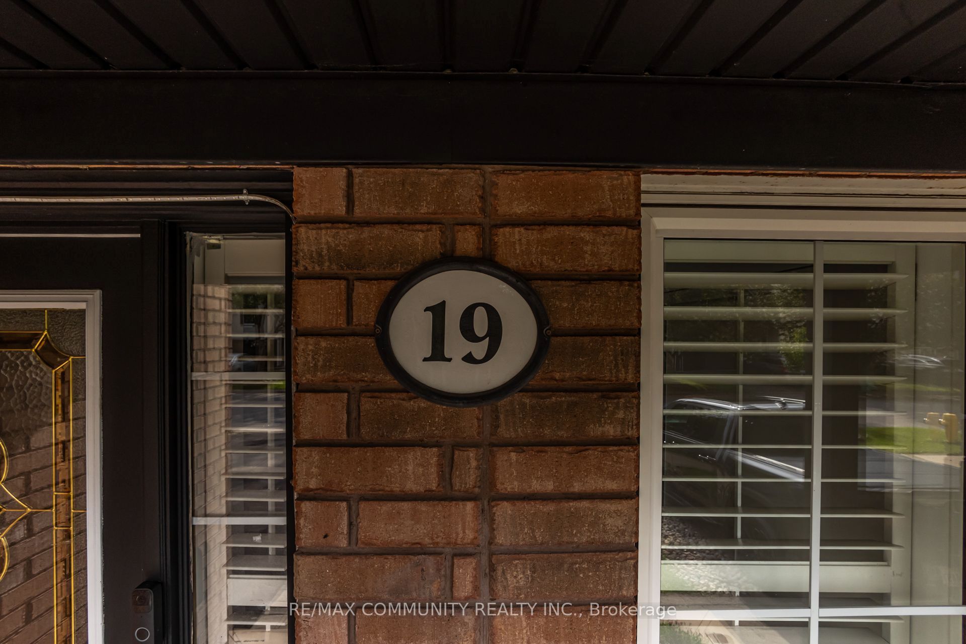 19 Tiller Street Property Photo 2