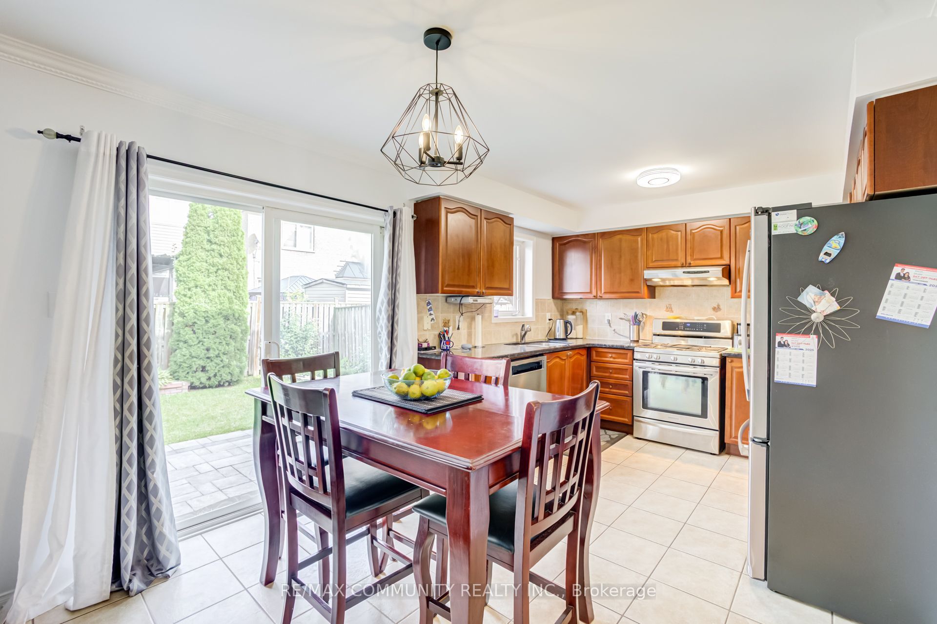 19 Tiller Street Property Photo 10