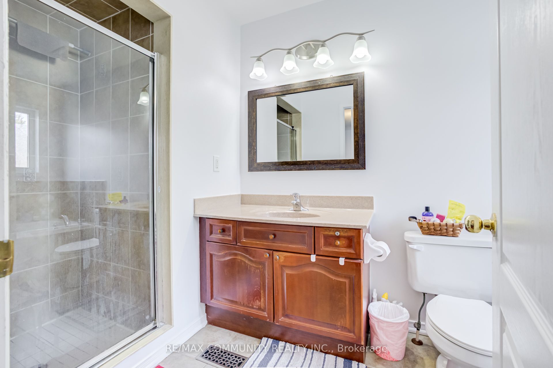 19 Tiller Street Property Photo 24