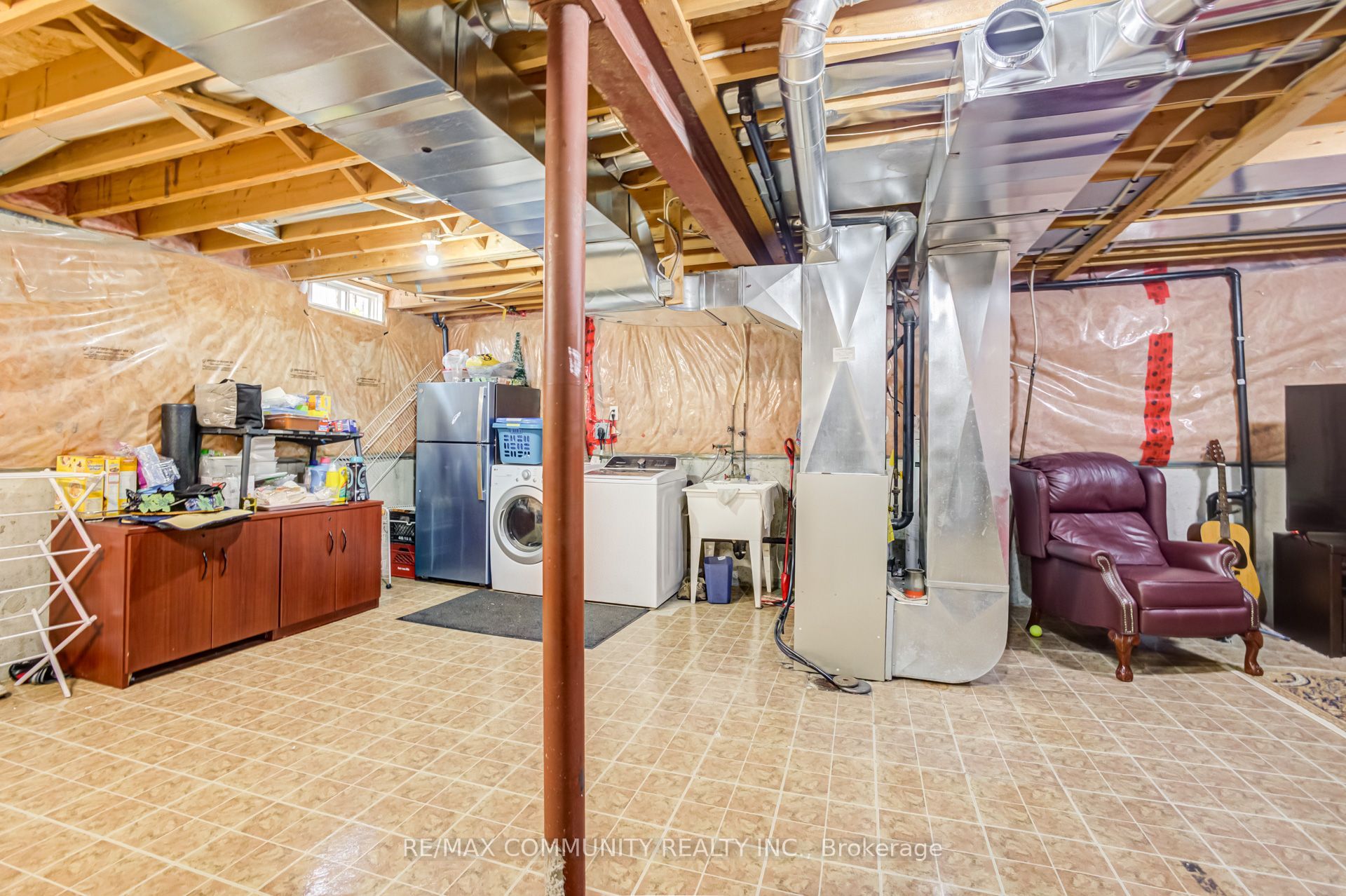 19 Tiller Street Property Photo 39