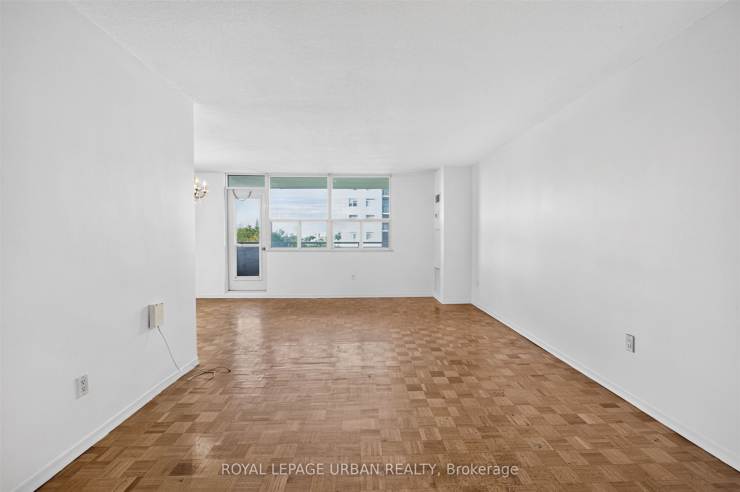 1135 Logan Avenue 703 Property Photo 12