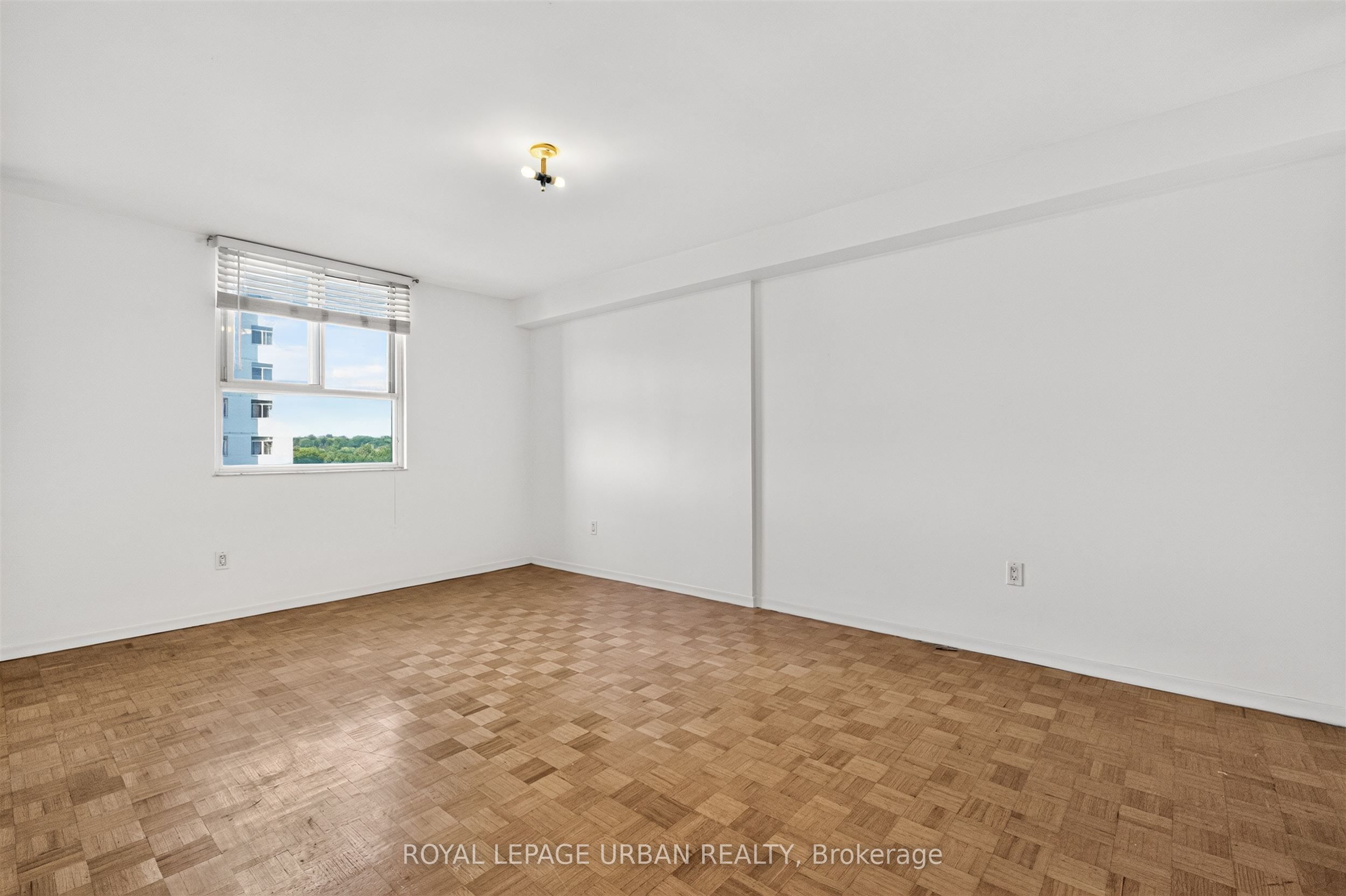 1135 Logan Avenue 703 Property Photo 25