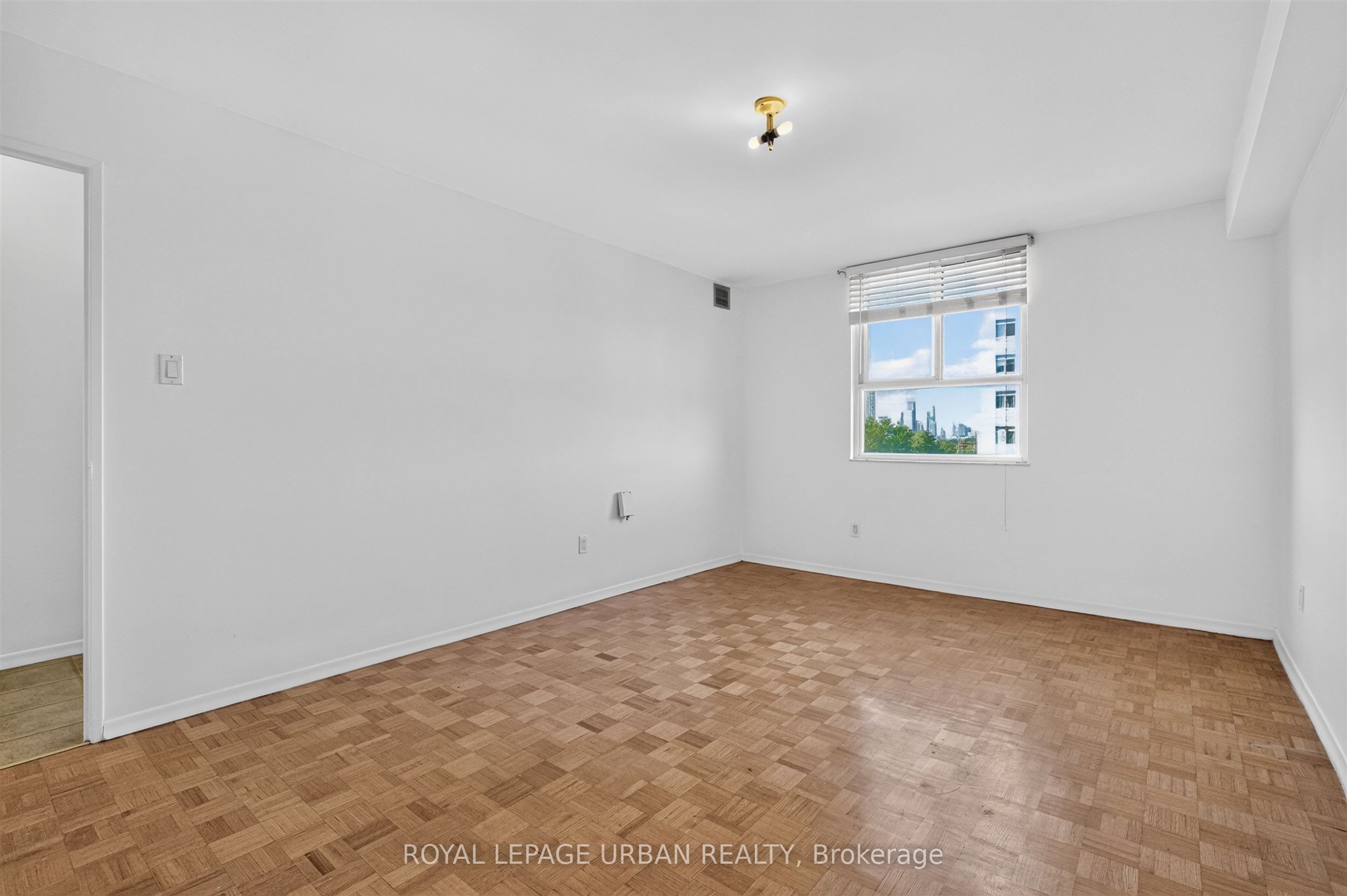 1135 Logan Avenue 703 Property Photo 27