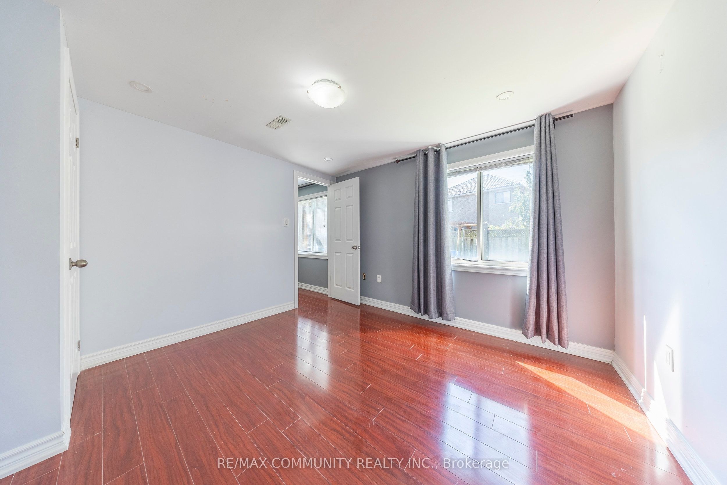 72 Lampman Drive Bsmt Property Photo 19