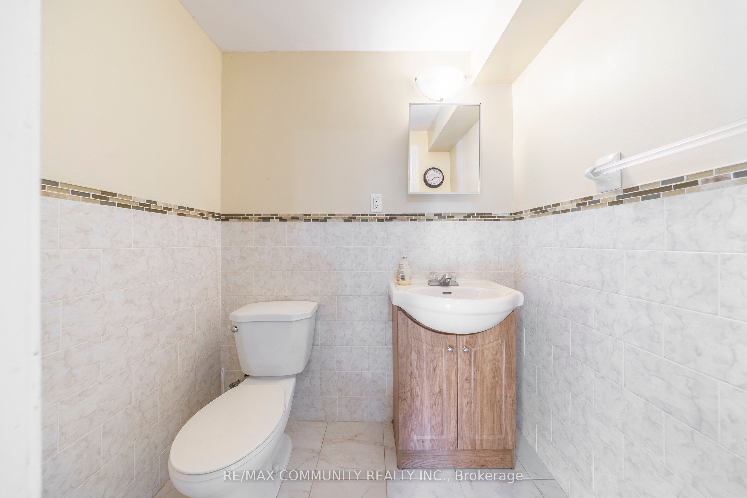 72 Lampman Drive Bsmt Property Photo 21