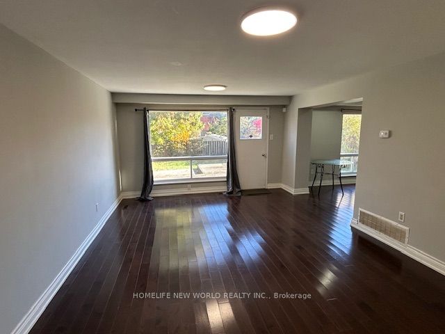 31 Wellpark Boulevard Main & 2nd Floors Property Photo 2