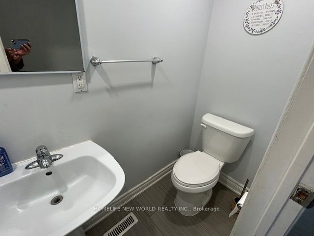 31 Wellpark Boulevard Main & 2nd Floors Property Photo 9