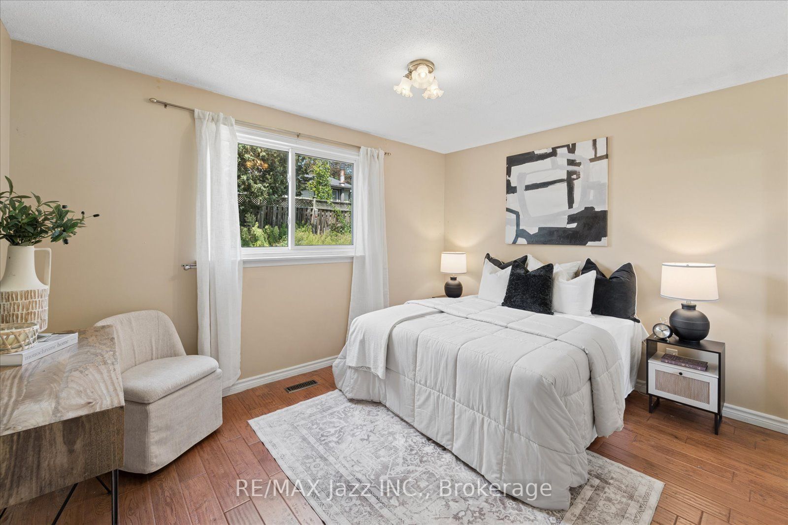 241 Viewmount Street Property Photo 24