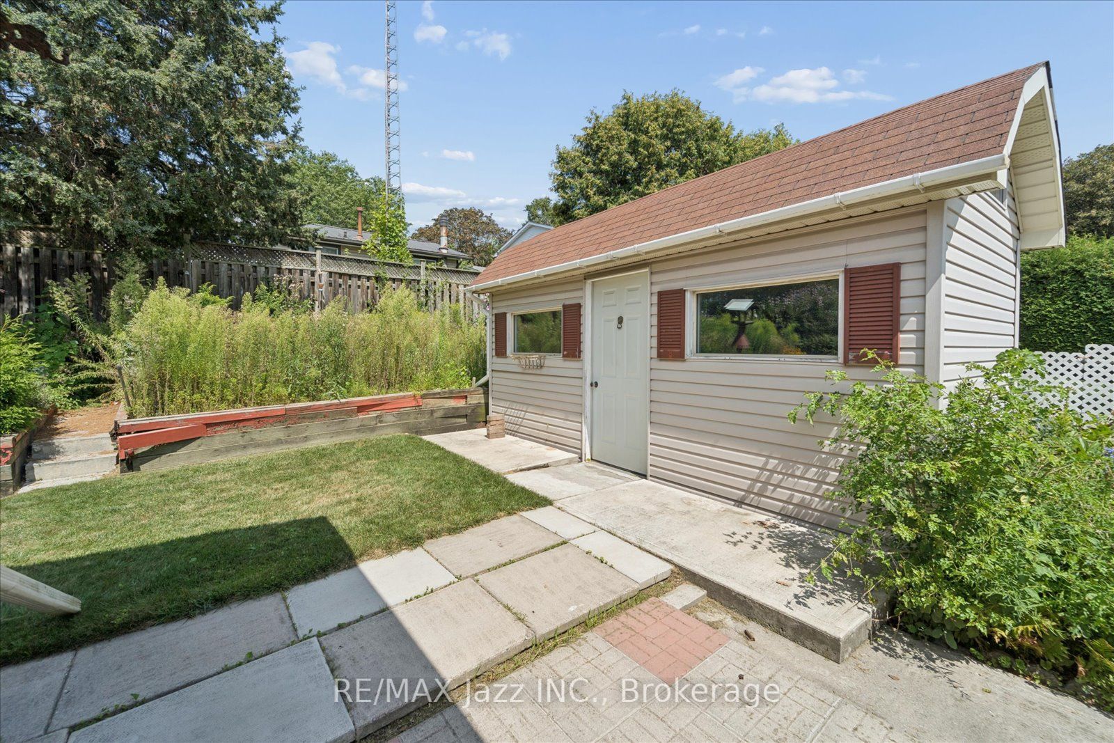 241 Viewmount Street Property Photo 44