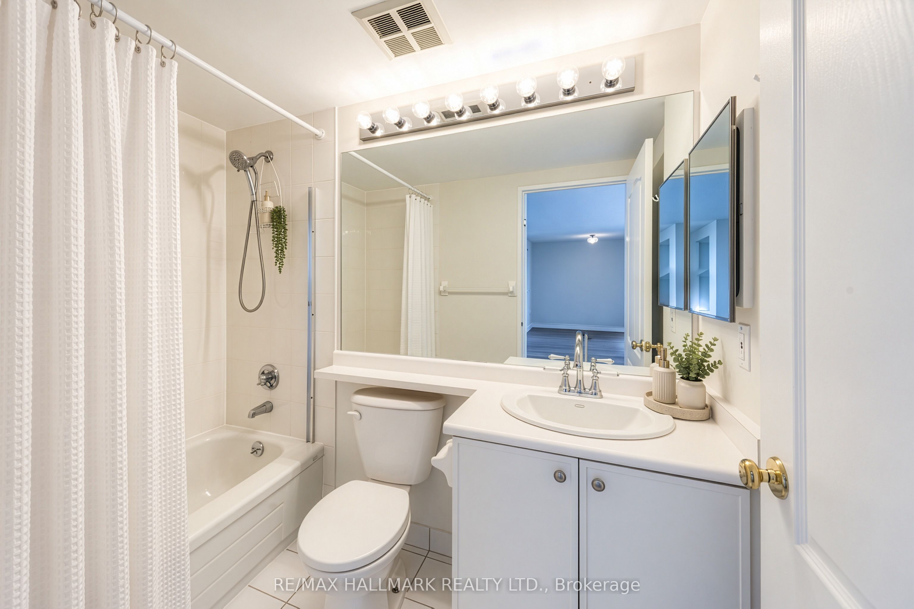 1 Greystone Walk Drive Ph91 Property Photo 13