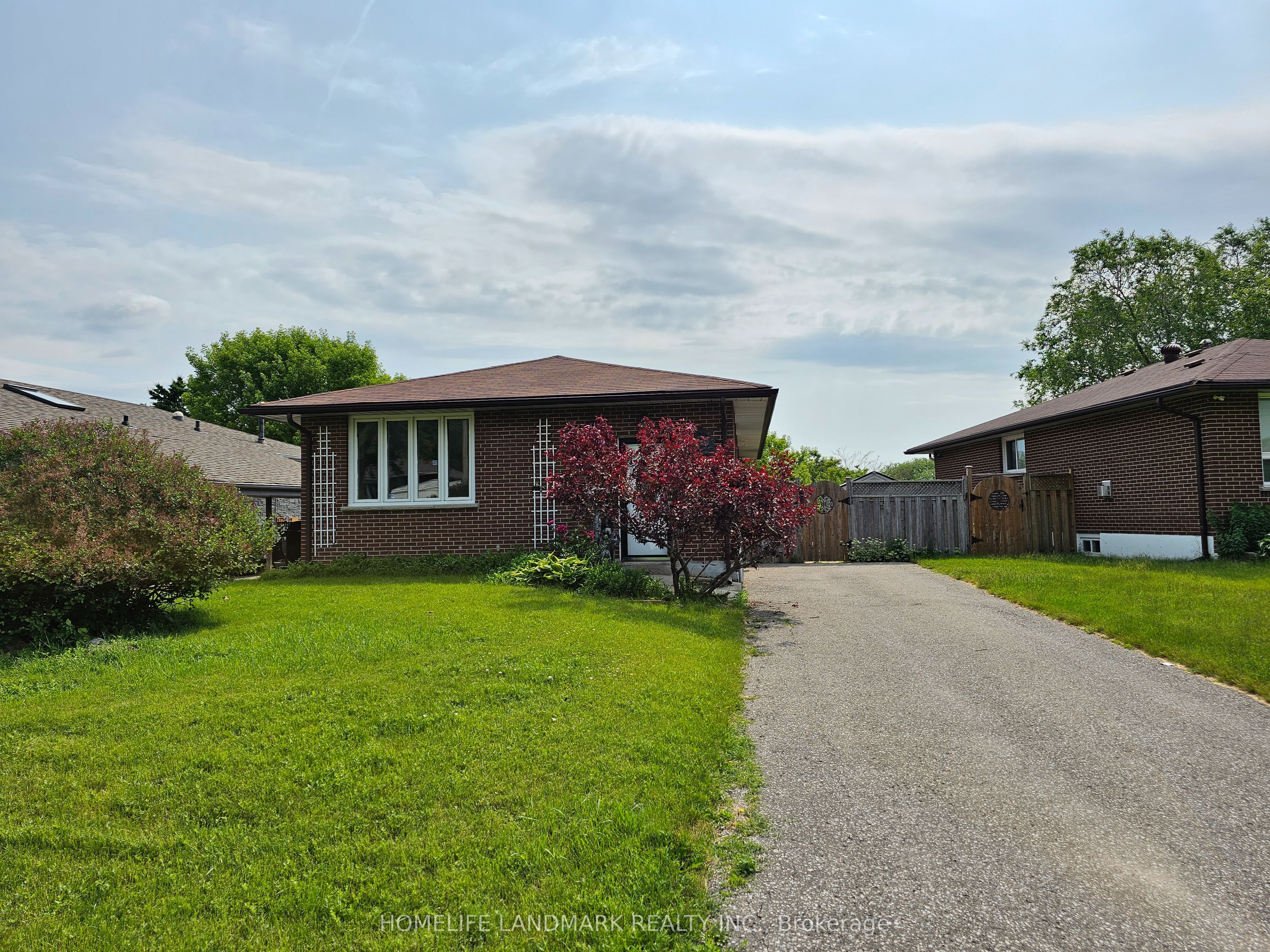 499 Tennyson Court Lower Property Photo 1
