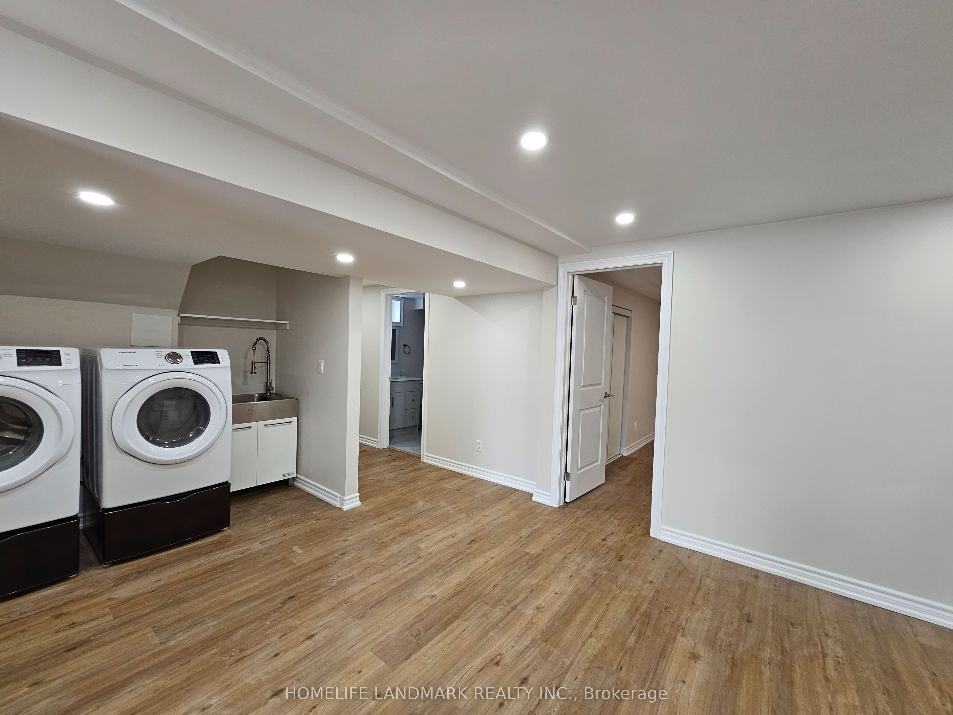 499 Tennyson Court Lower Property Photo 14