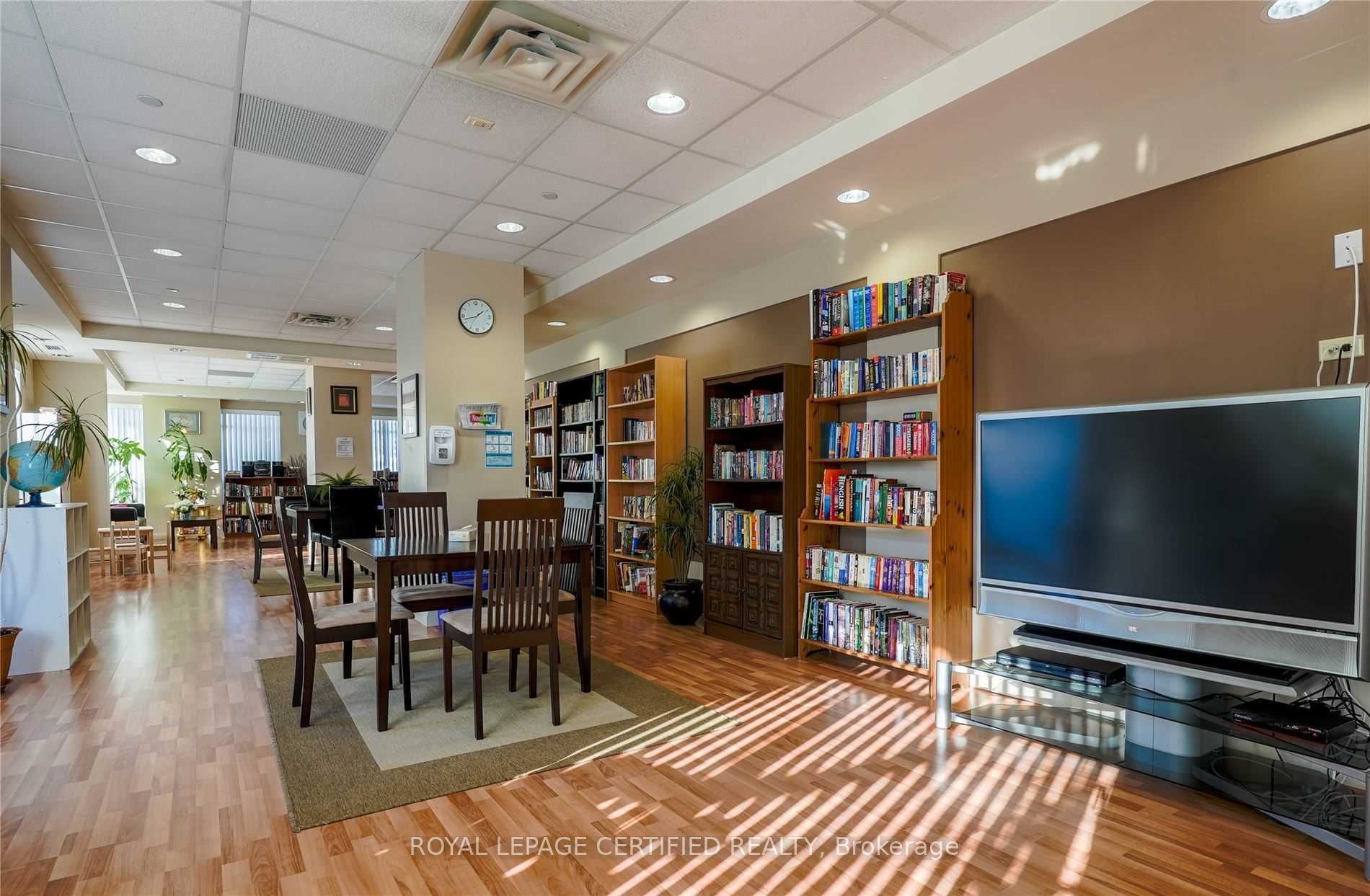 3650 Kingston Road 424 Property Photo 5
