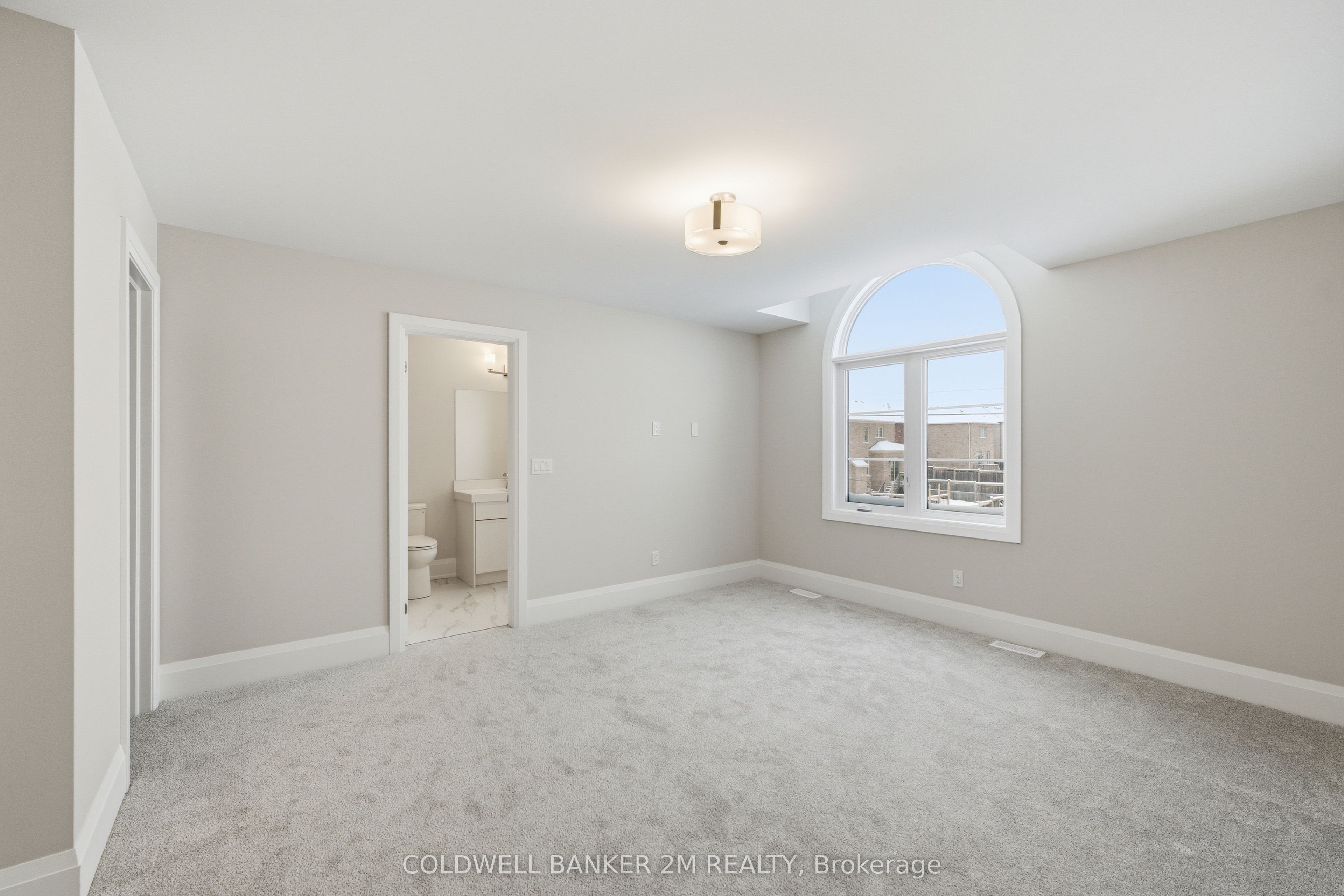 2038 Rudell Road Property Photo 28