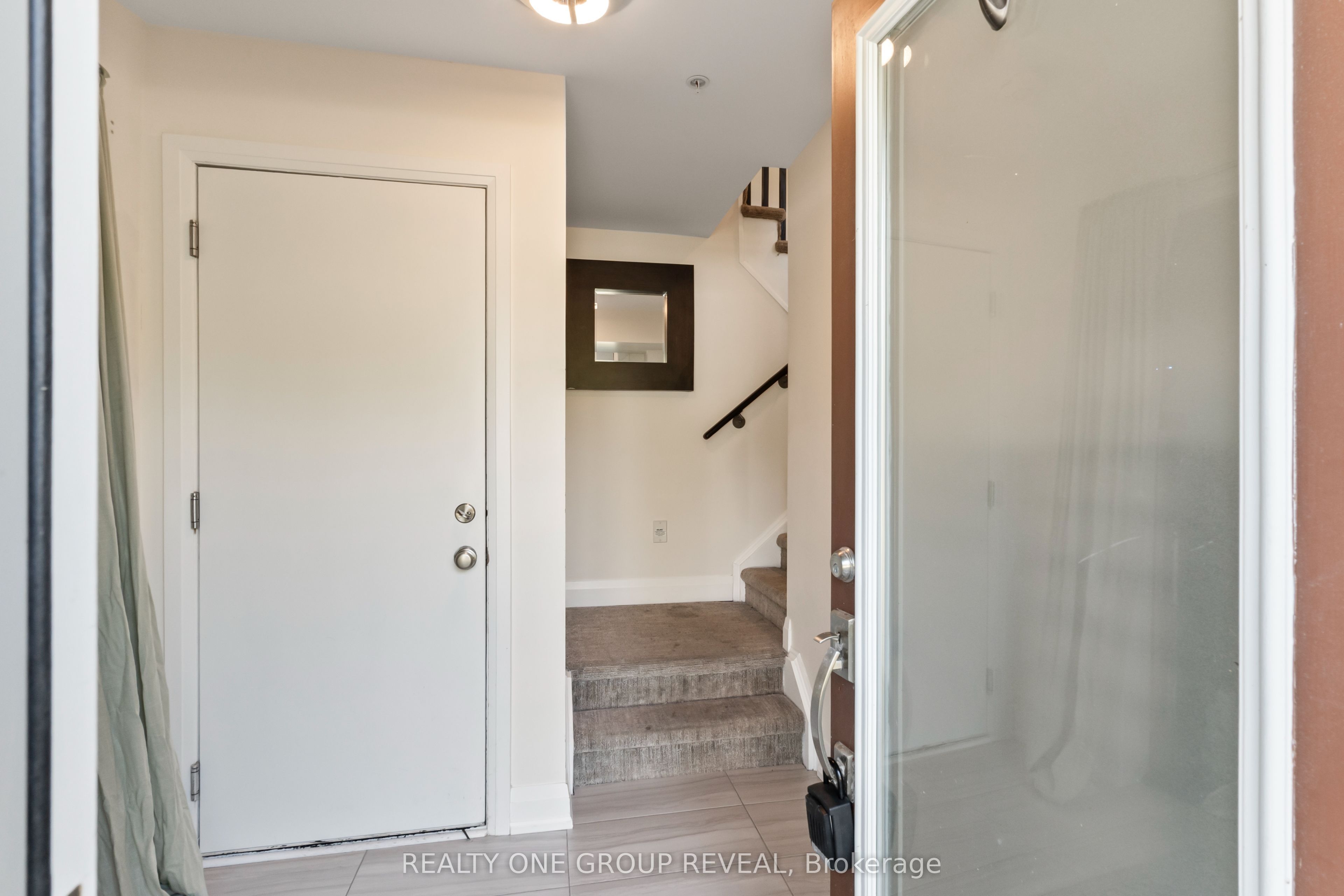 1870 Altona Road 15 Property Photo 4