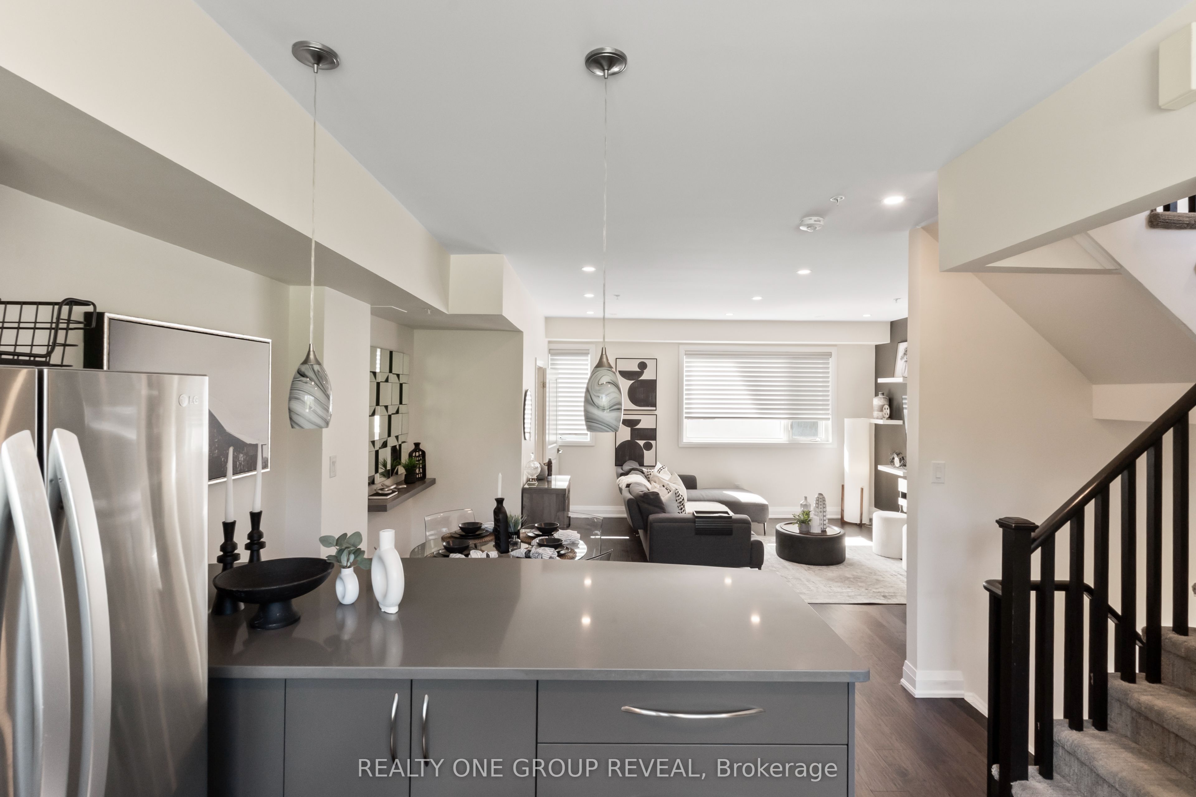 1870 Altona Road 15 Property Photo 12