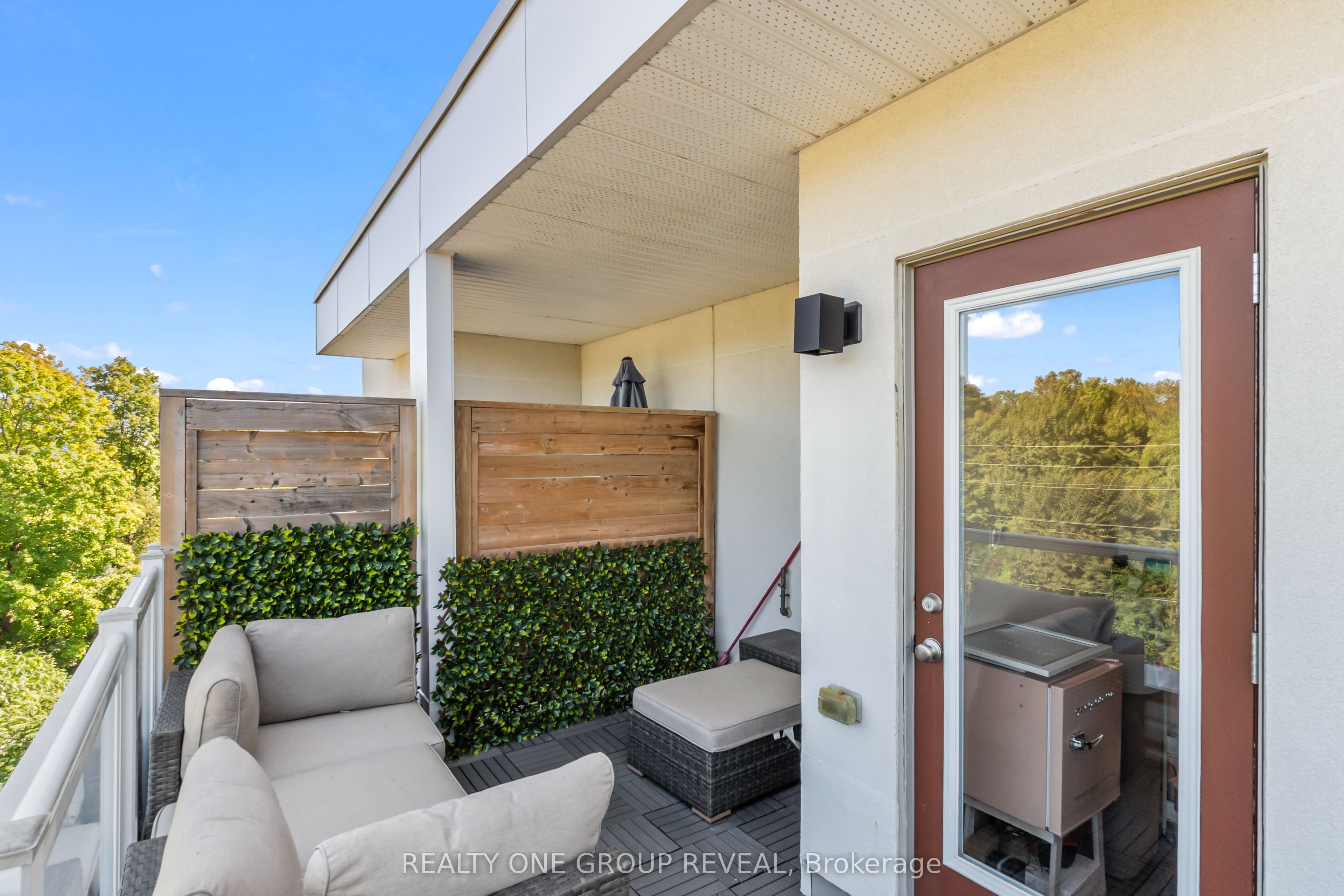 1870 Altona Road 15 Property Photo 39