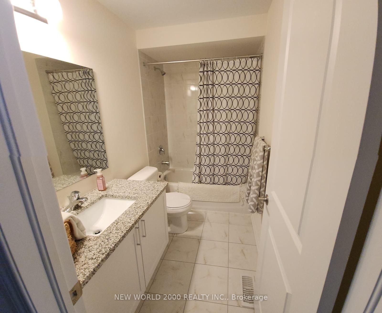 29 N Hornchurch Street Upper Property Photo 13