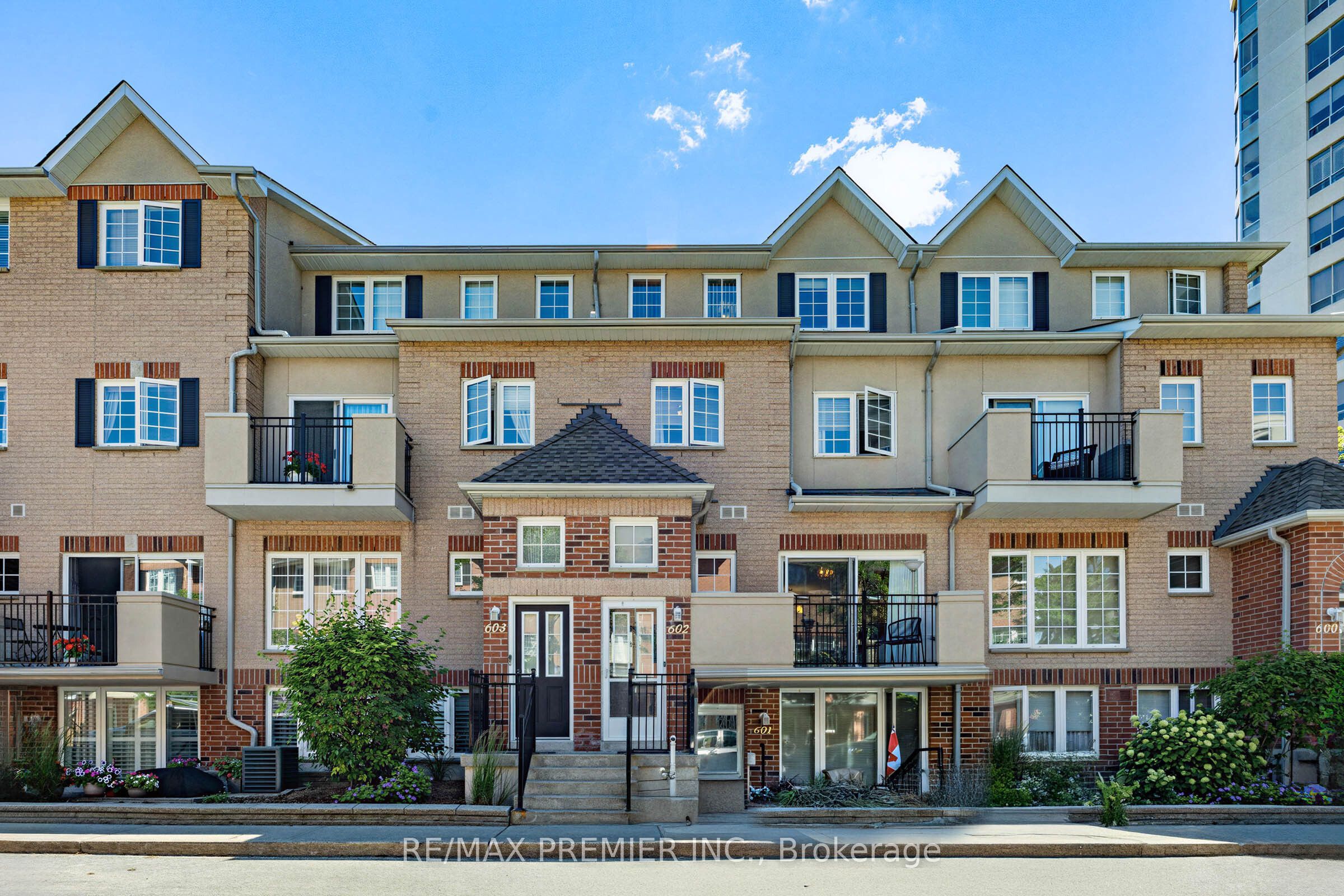 1400 The Esplanade N 602 Property Photo 1