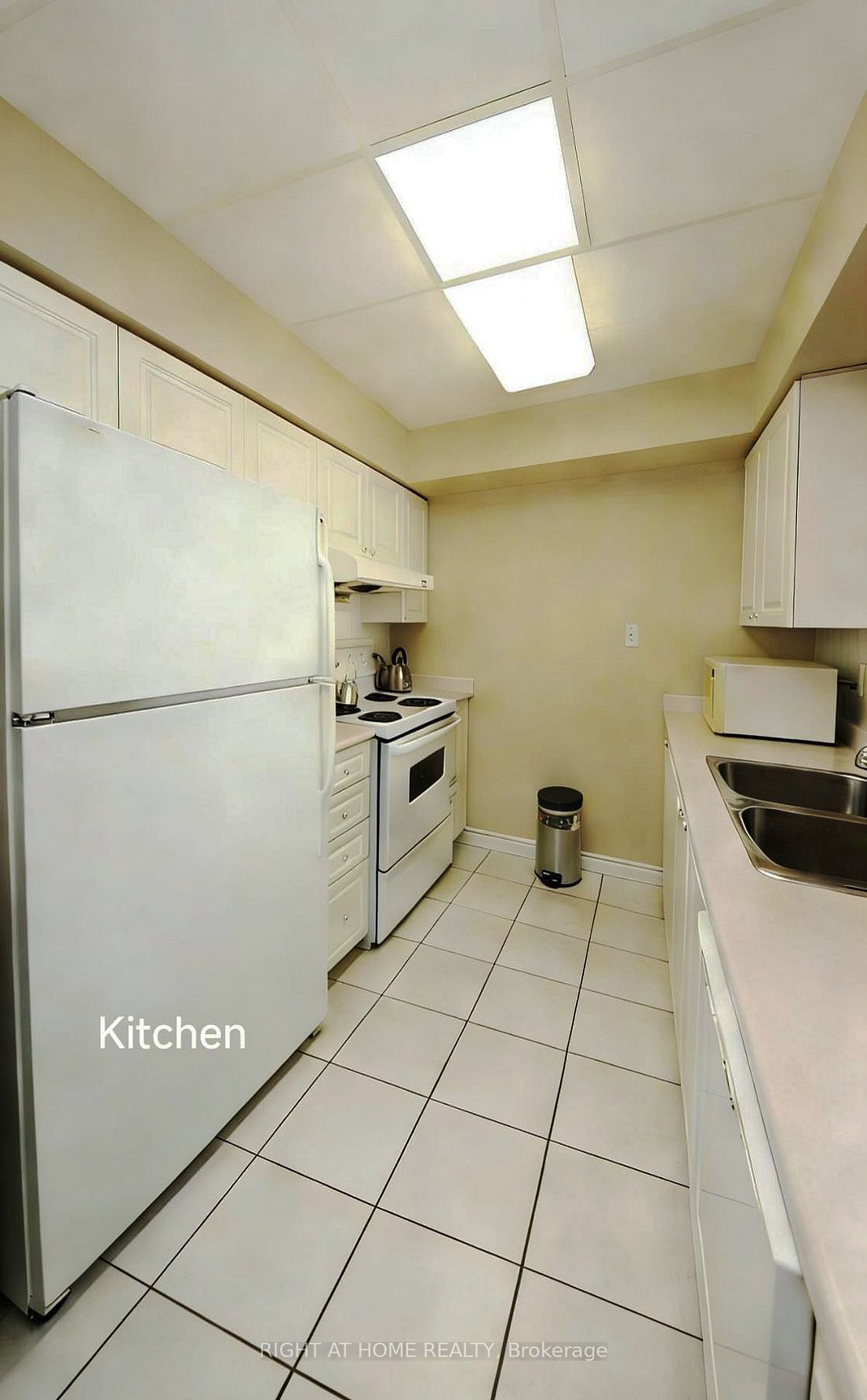3088 Kennedy Road #611 Property Photo 11