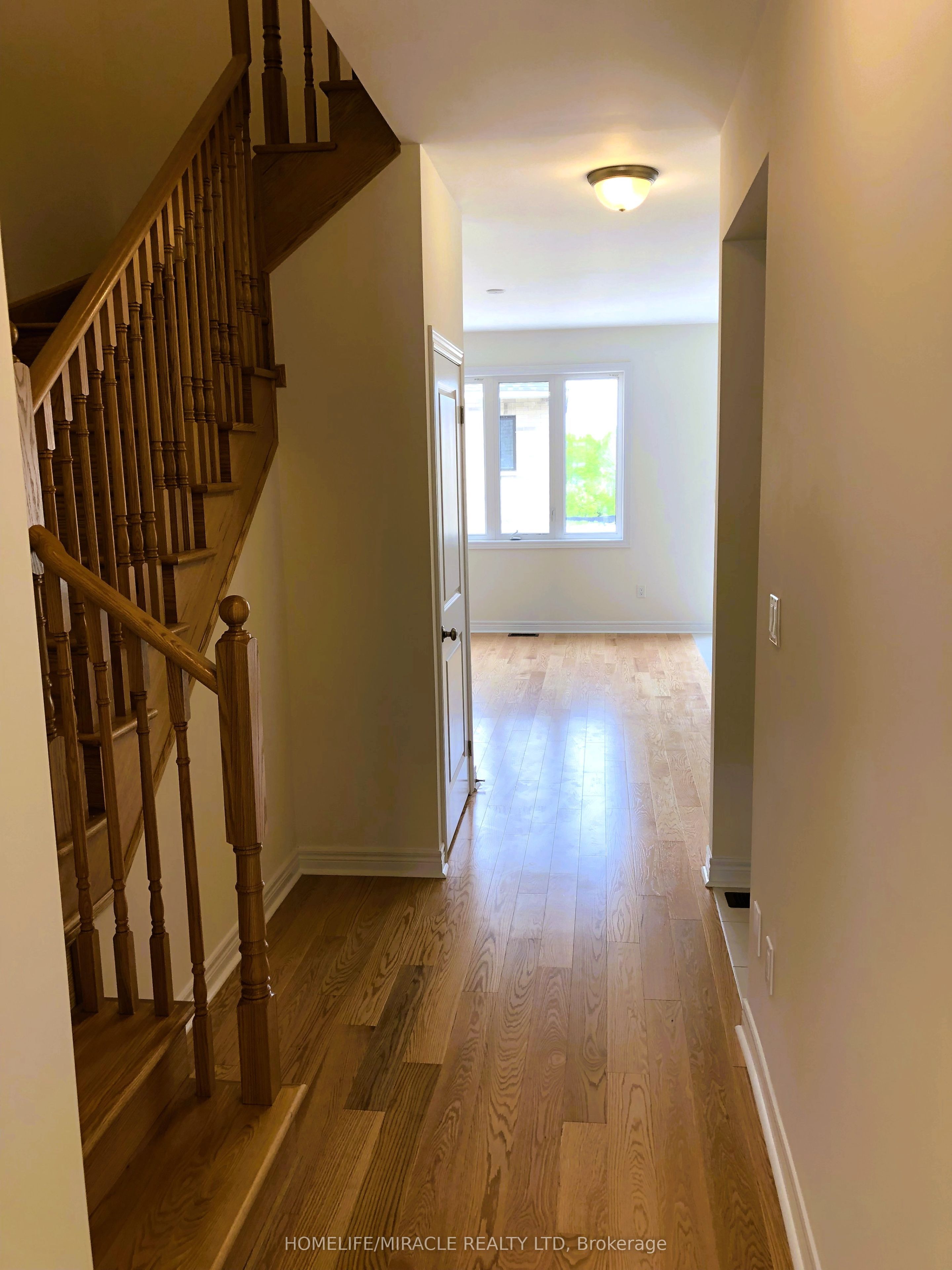 2611 Cerise Manor Property Photo 4