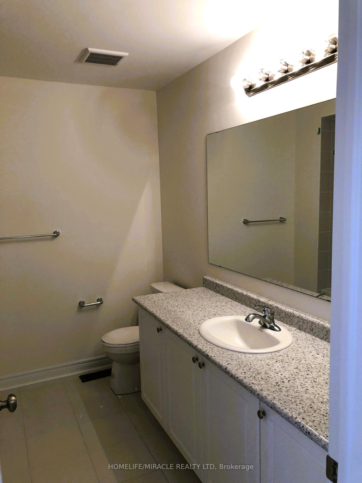 2611 Cerise Manor Property Photo 8