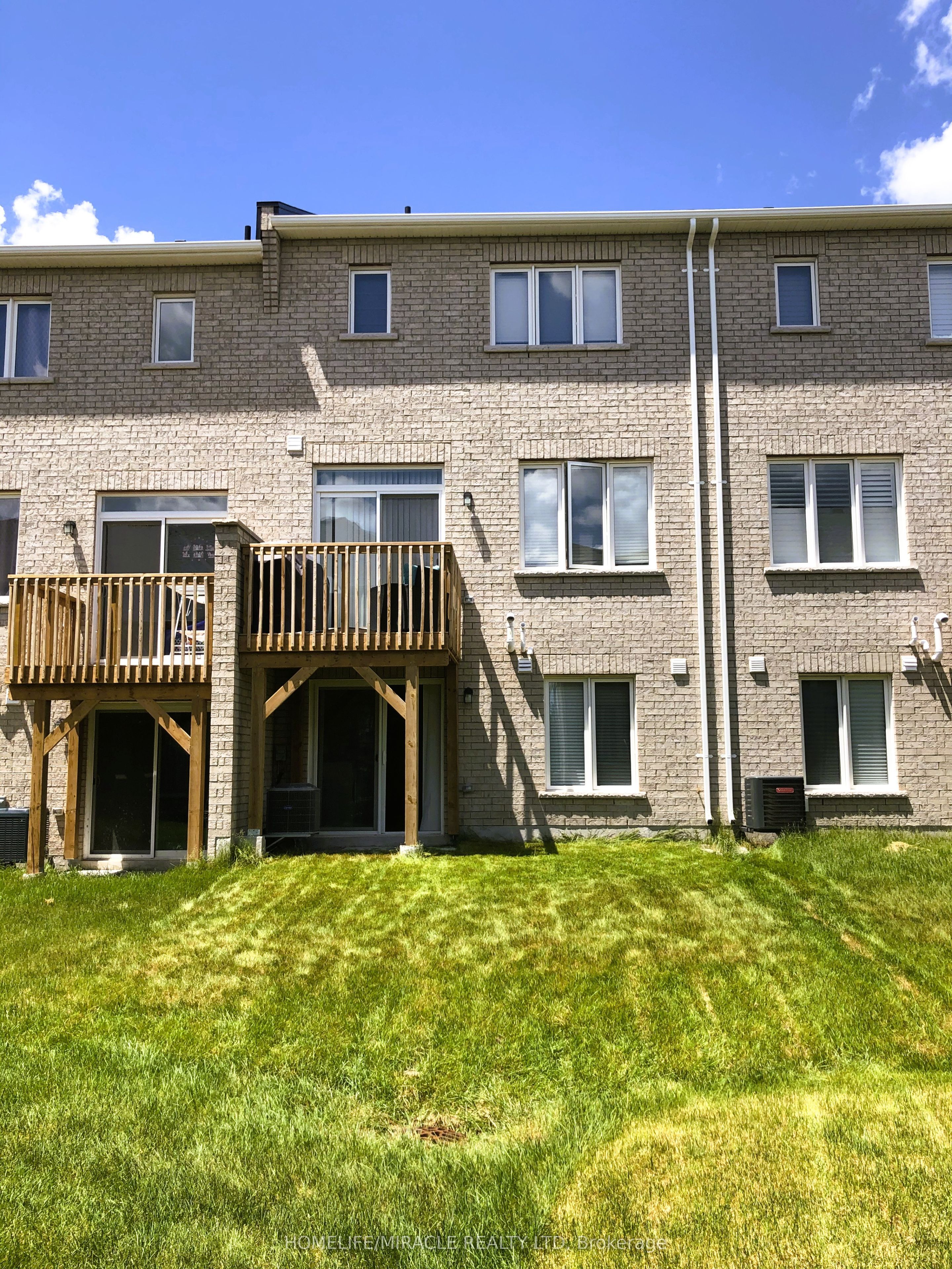 2611 Cerise Manor Property Photo 11