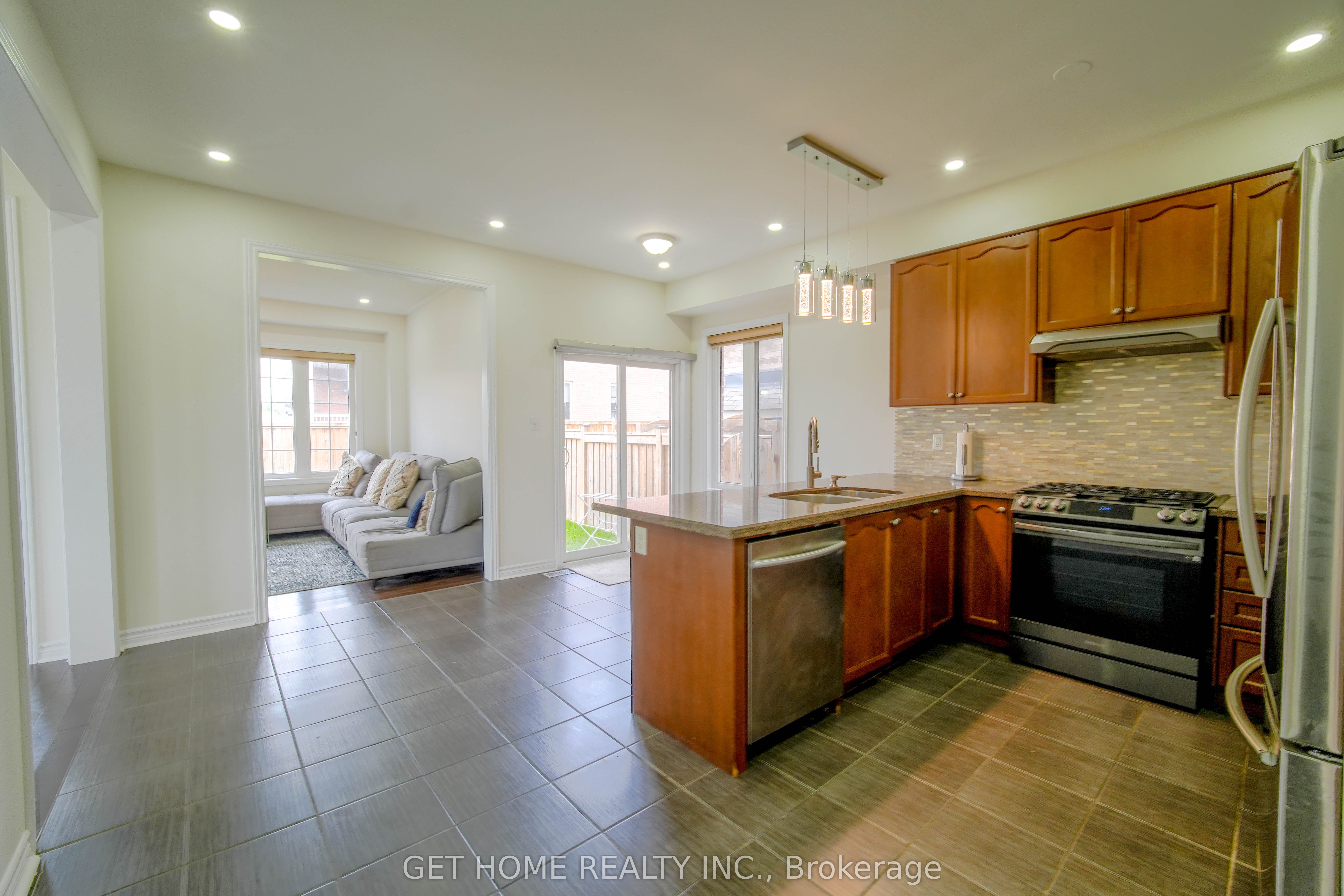 1809 Jack Glen Street Property Photo 12
