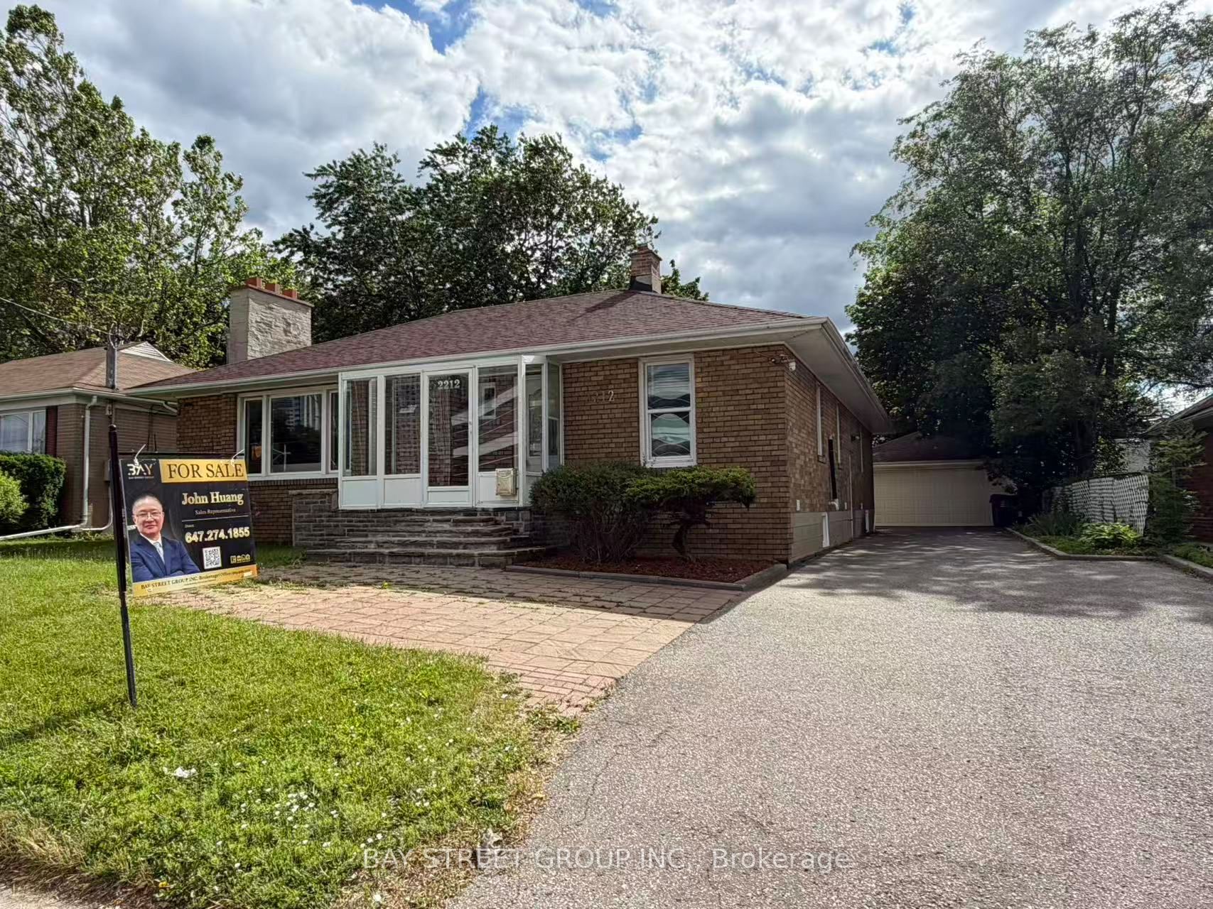 2212 Kennedy Road Property Photo 1
