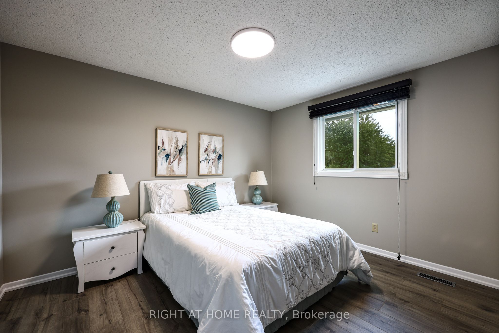 65 Anstead Crescent Property Photo 15