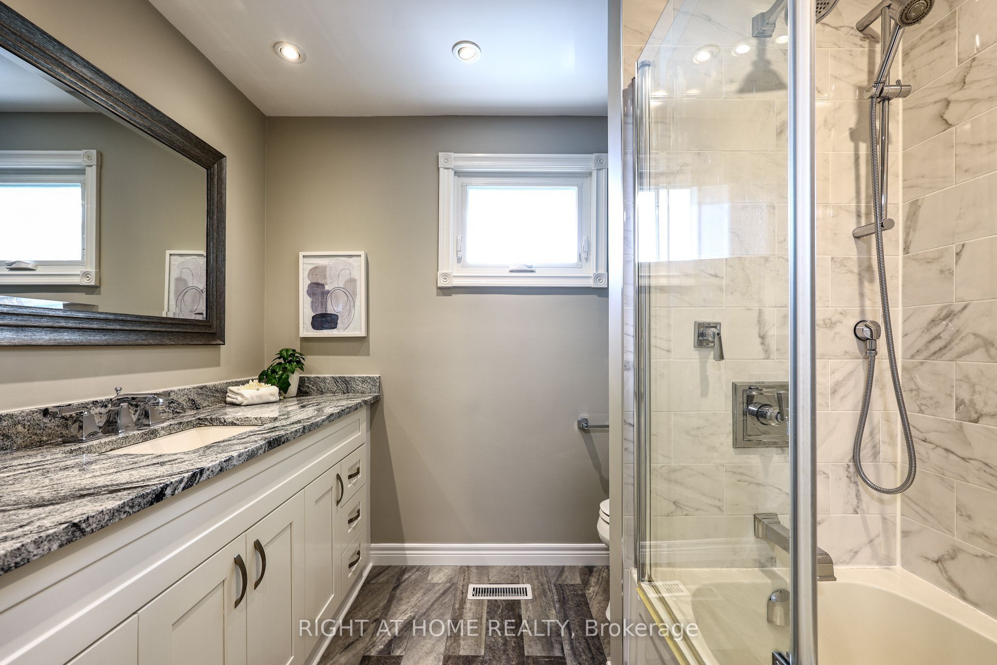 65 Anstead Crescent Property Photo 17
