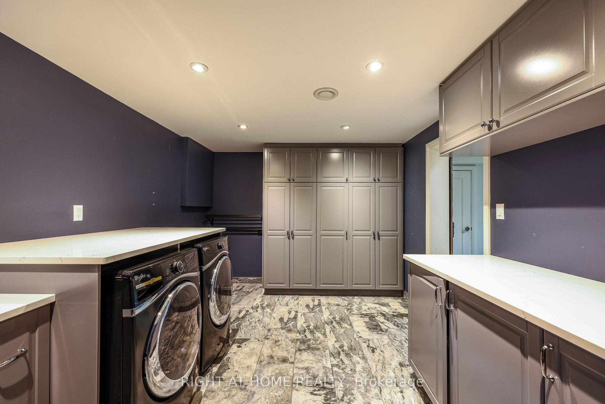65 Anstead Crescent Property Photo 25