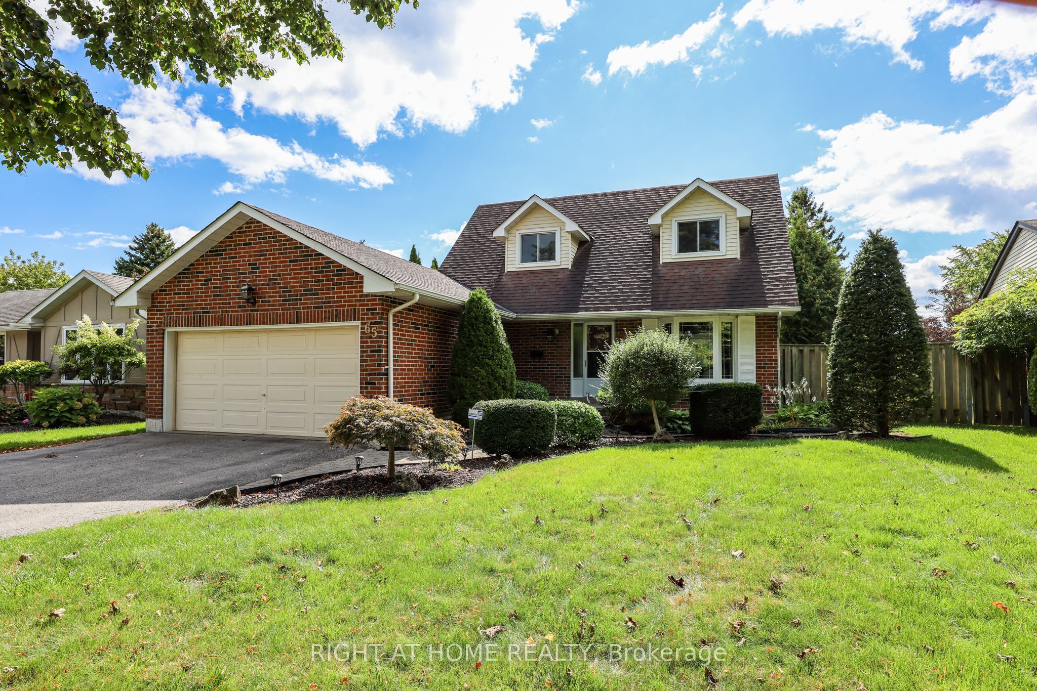 65 Anstead Crescent Property Photo 26