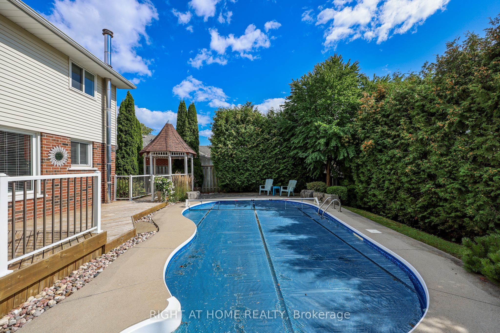 65 Anstead Crescent Property Photo 28
