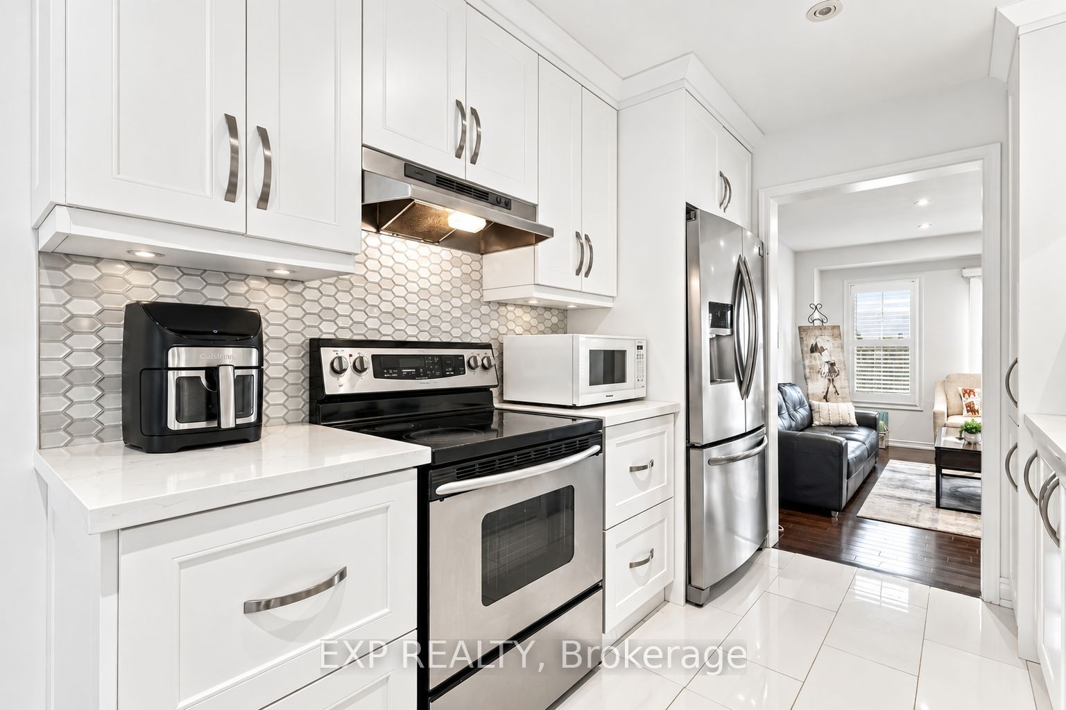 74 Elliottglen Drive Property Photo 2