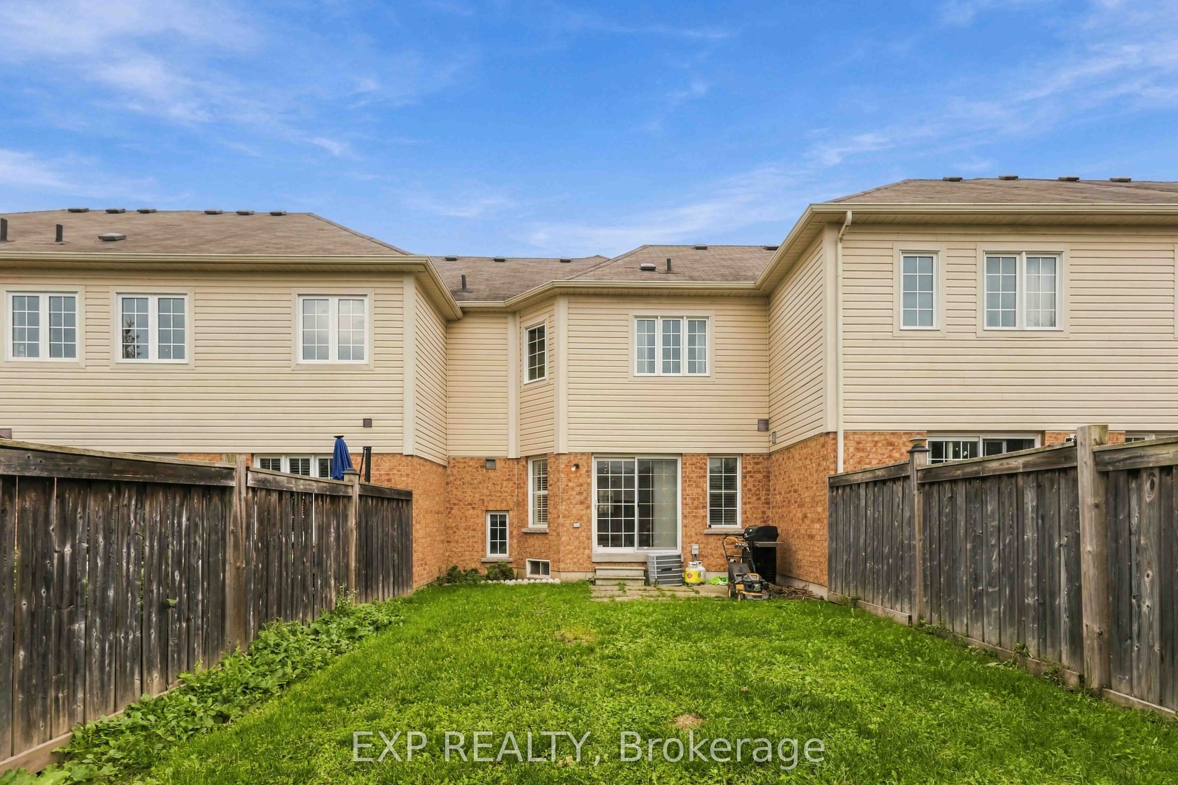 74 Elliottglen Drive Property Photo 17