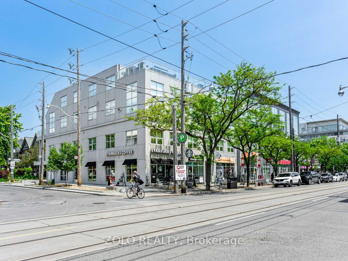 1842 Queen Street E 304