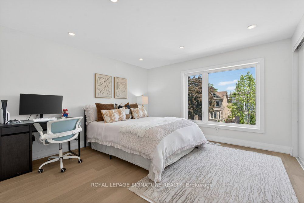260 Dewhurst Boulevard N Property Photo 32
