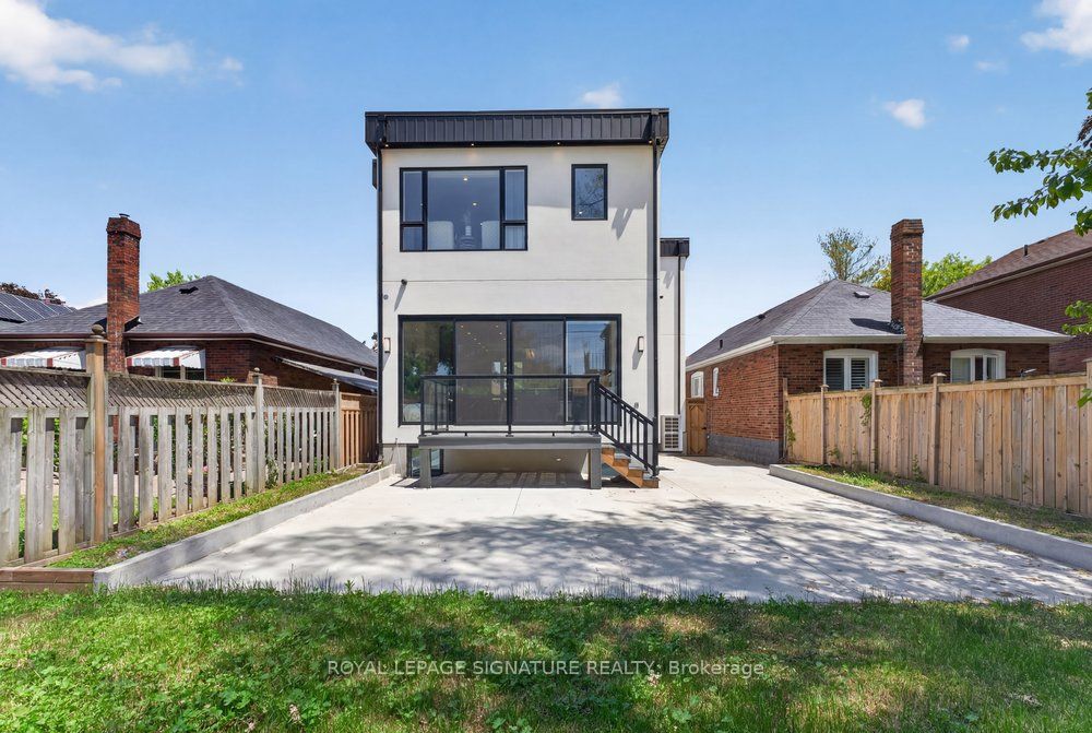 260 Dewhurst Boulevard N Property Photo 45