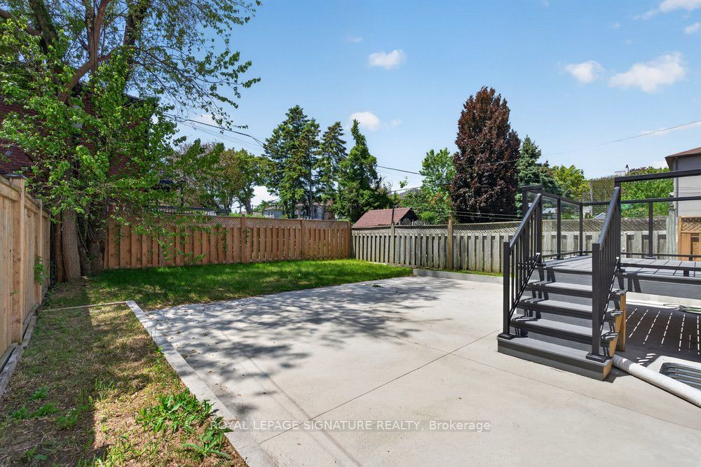 260 Dewhurst Boulevard N Property Photo 46