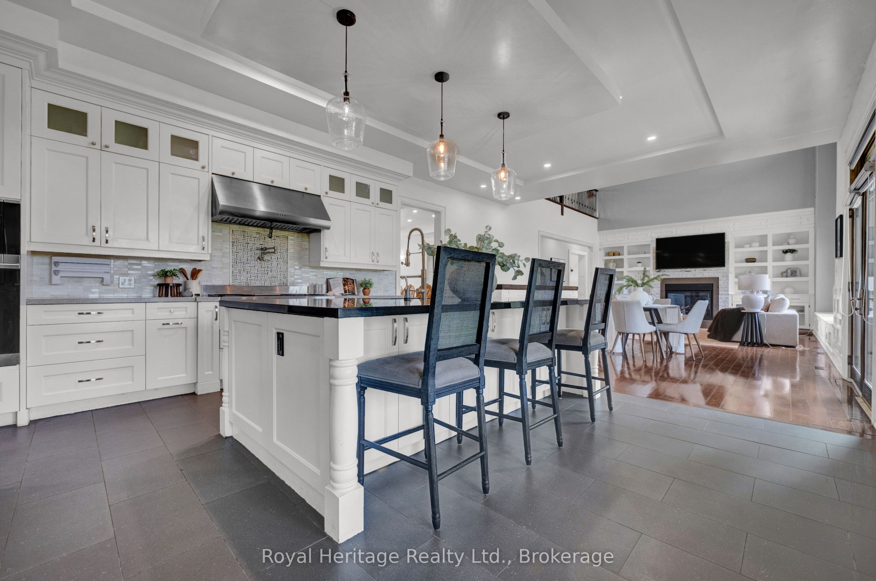 6210 Solina Road Property Photo 12