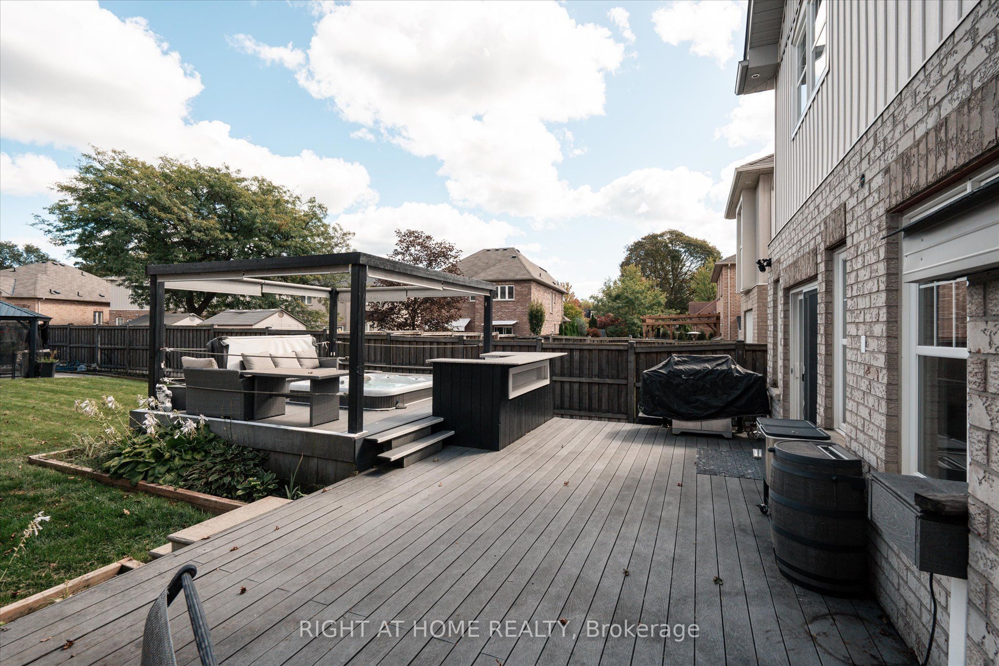 66 Rideout Street Property Photo 36
