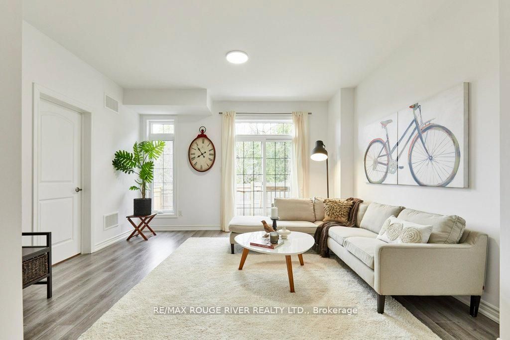 6 Seagrave Lane Property Photo 6