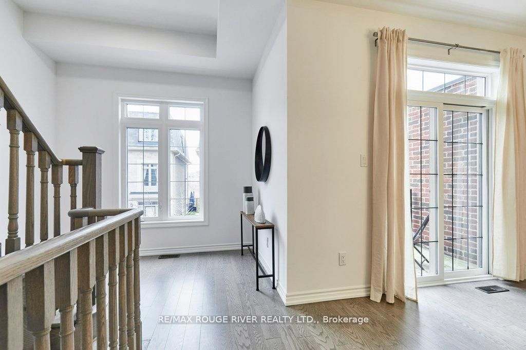 6 Seagrave Lane Property Photo 10