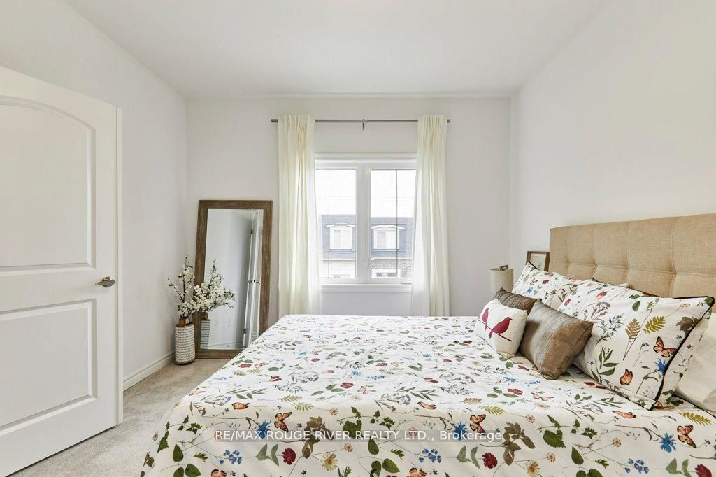 6 Seagrave Lane Property Photo 24