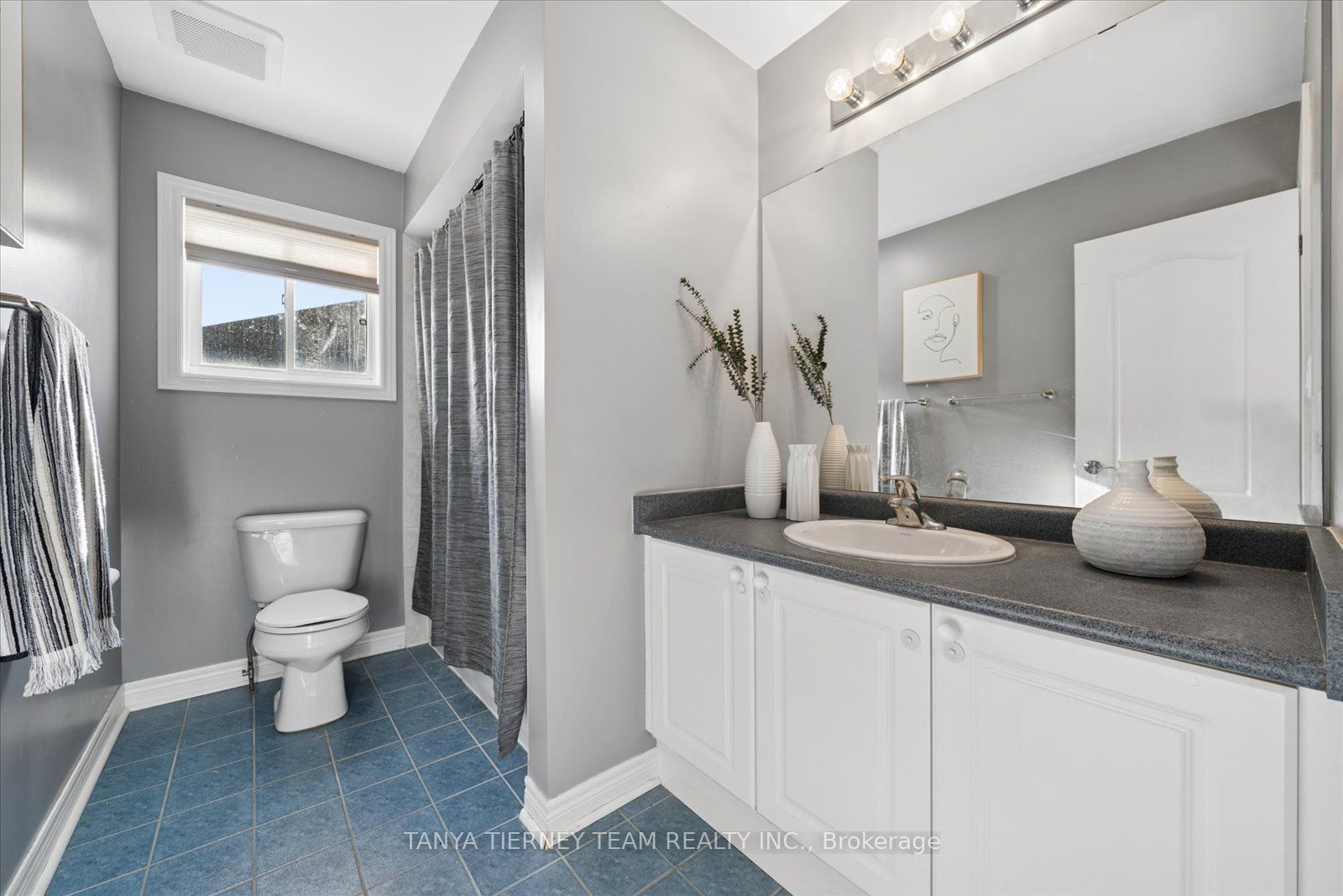 16 Corianne Avenue Property Photo 37