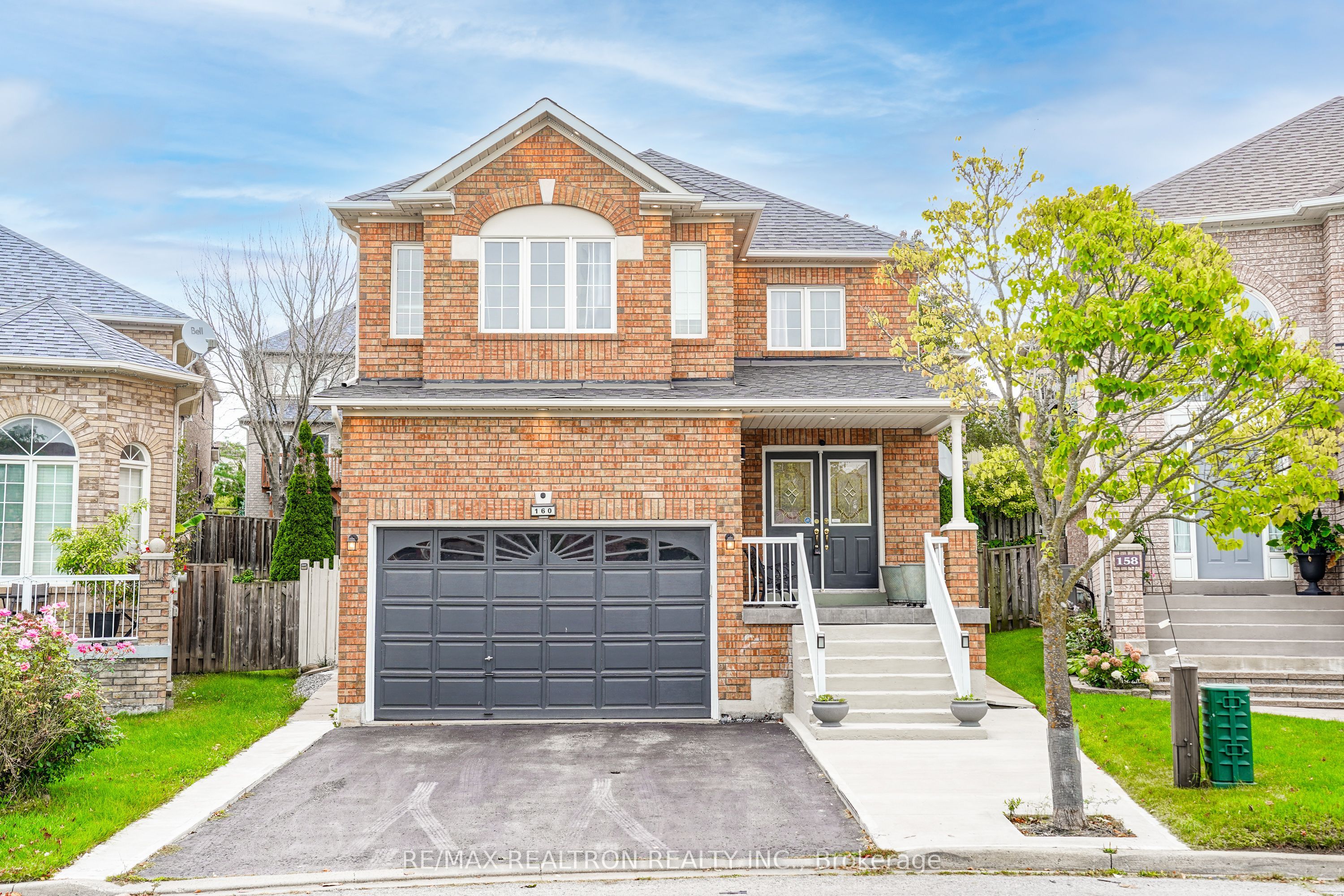 160 Dooley Crescent Property Photo 1