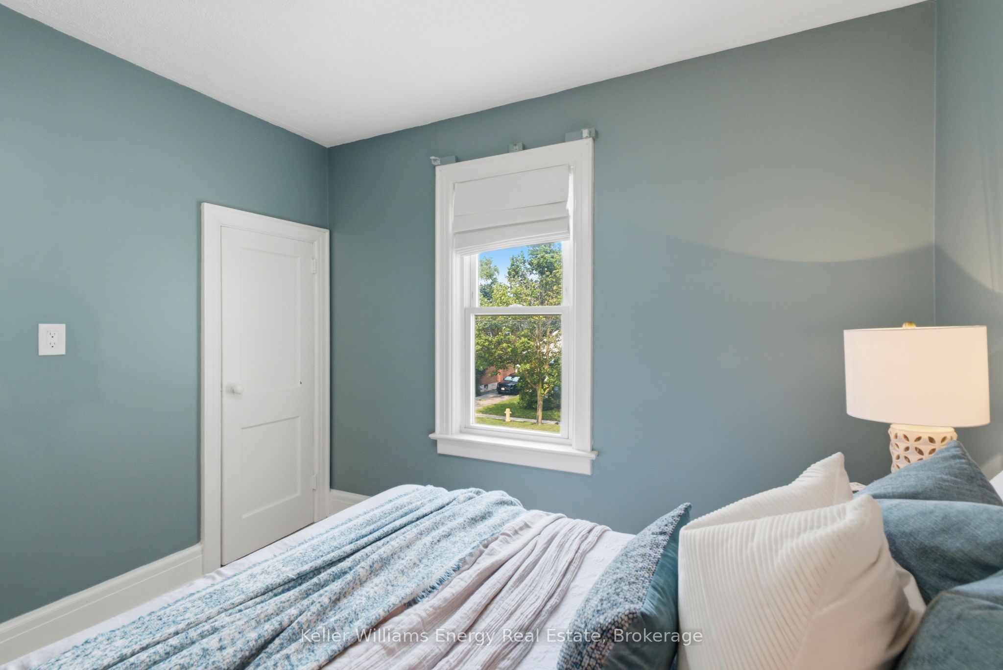100 Burk Street Property Photo 18