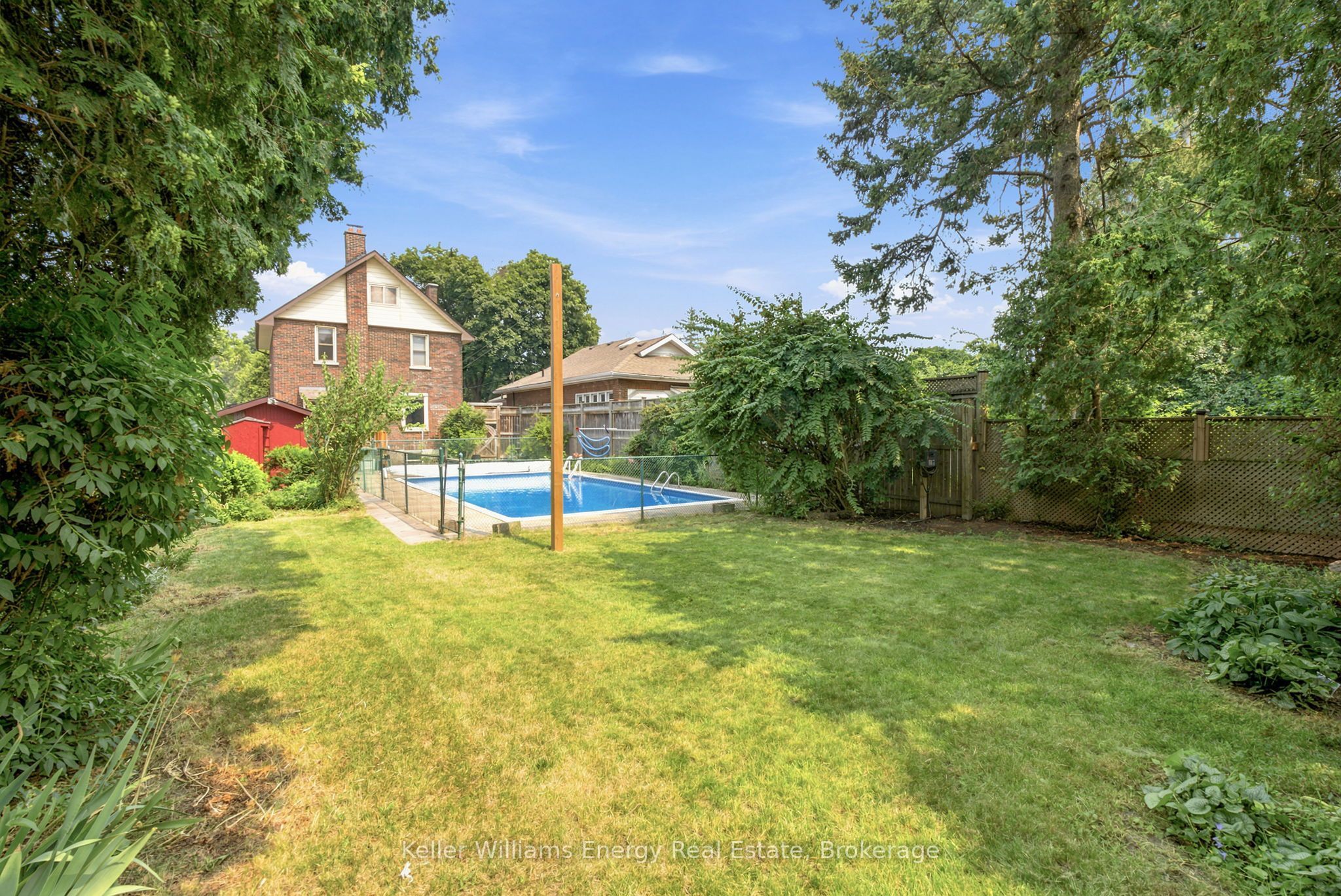 100 Burk Street Property Photo 32
