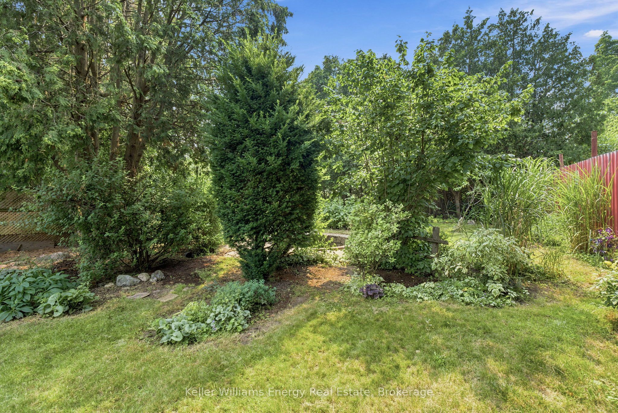 100 Burk Street Property Photo 33